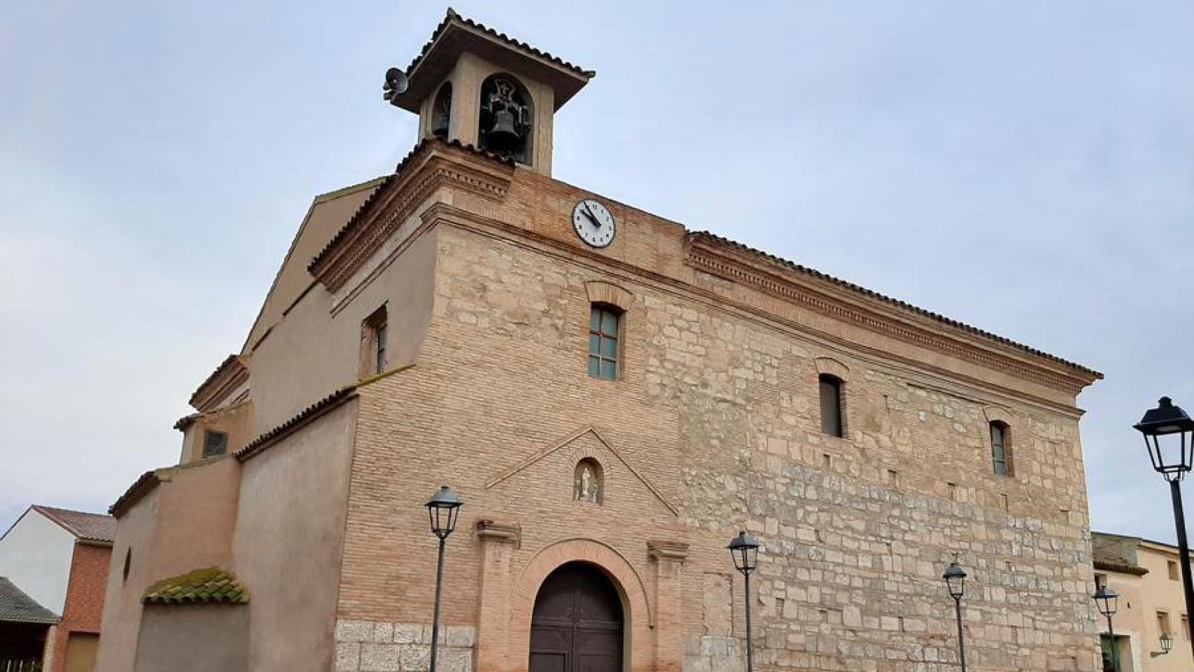 Iglesia de Nuestra Señora de la Esperanza en Novillas.