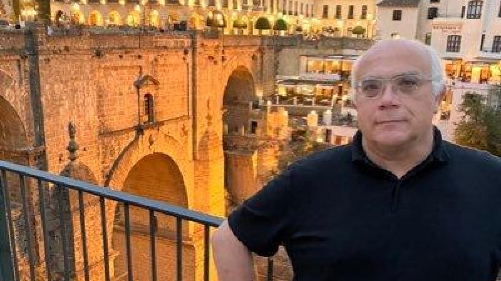 El jefe del Servicio de Urología de la Gerencia de Atención Integrada de Albacete, Antonio Santiago Salinas.