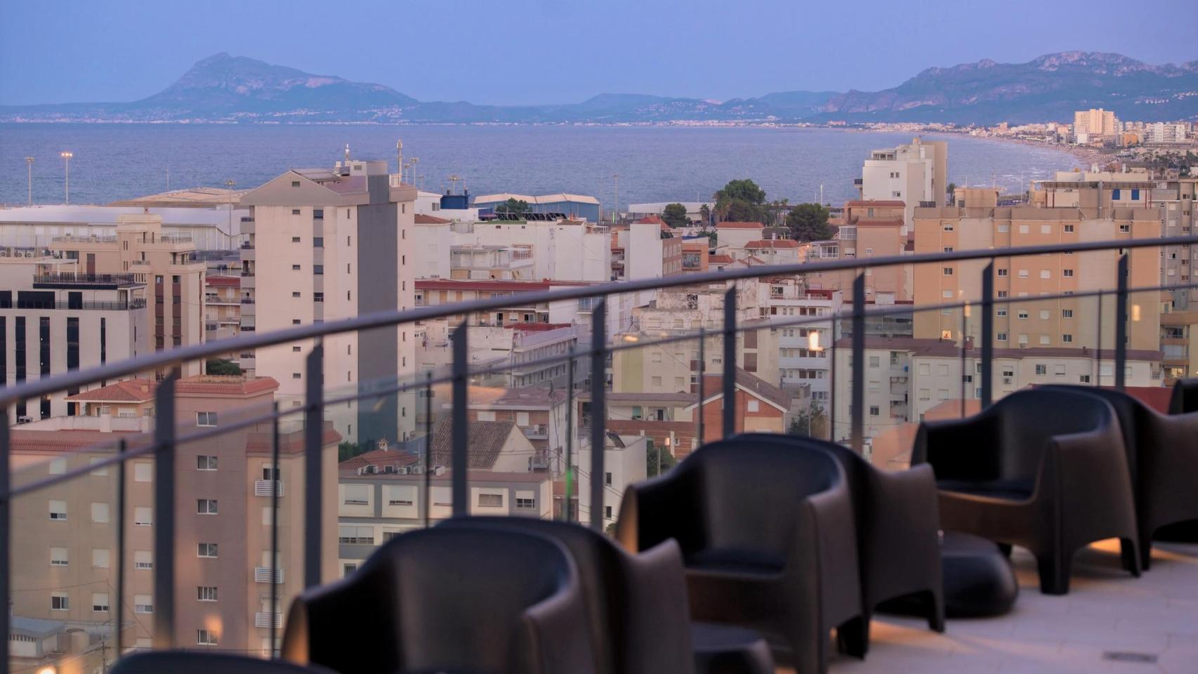 Alta cocina frente al mar: el rooftop donde Gandía sube el nivel gastronómico