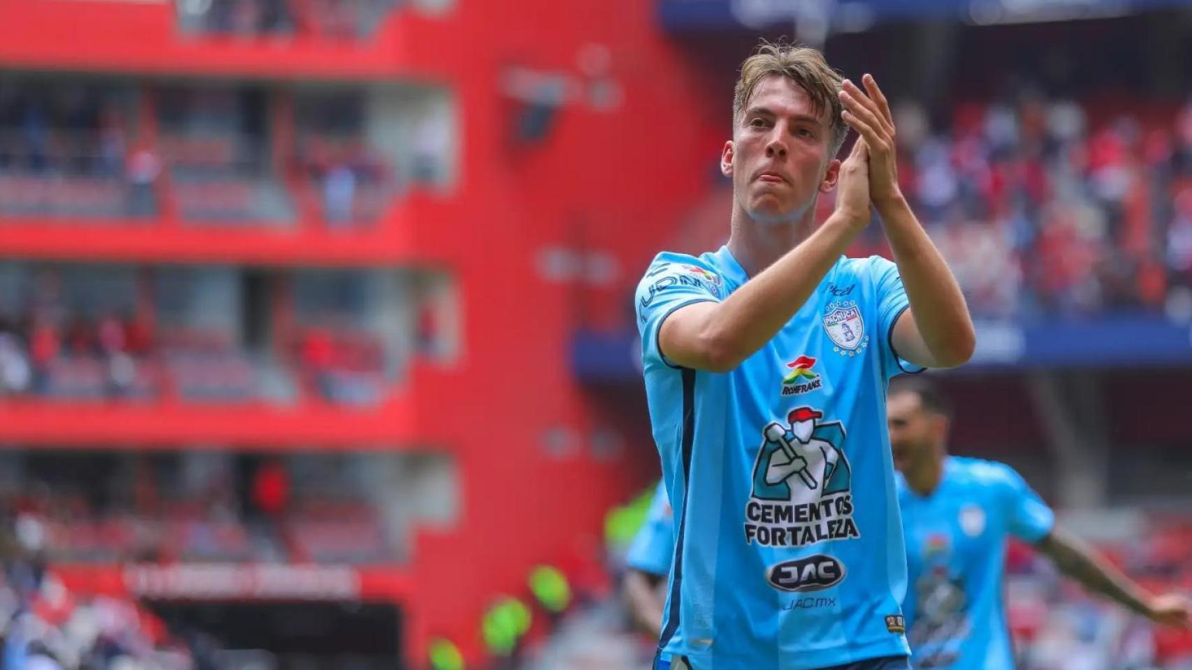 Paulino de la Fuente refuerza el ataque maño.