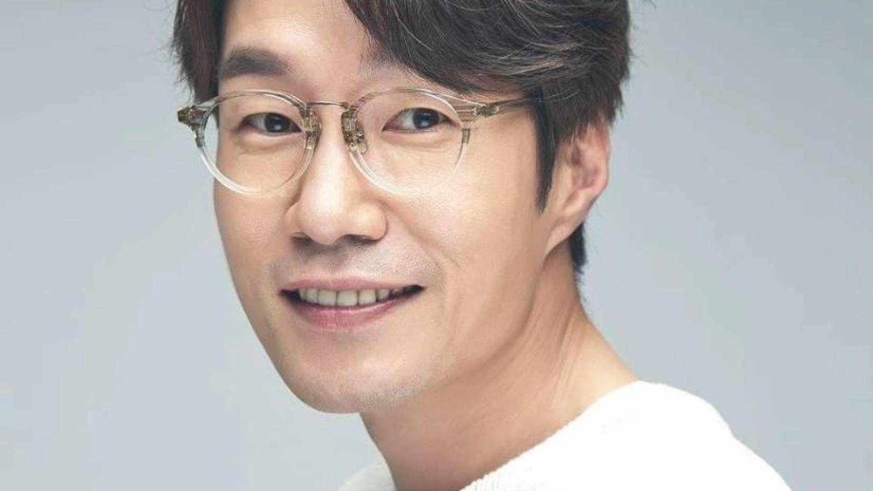 El actor Song Young-kyu en una imagen promocional.