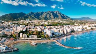 Marbella planea eliminar su mayor punto negro de tráfico con un tercer carril en la A-7 entre Puerto Banús y San Pedro
