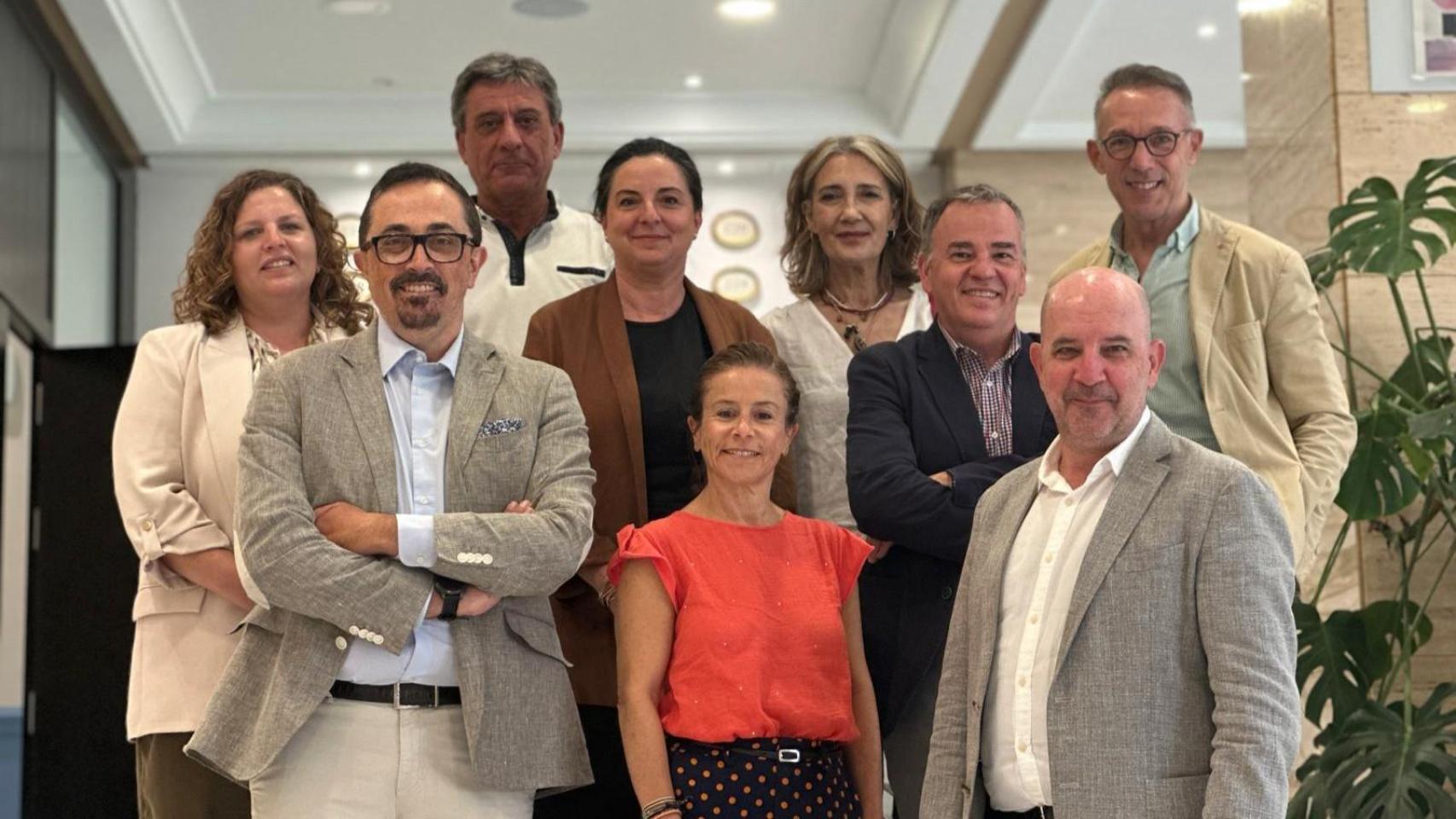 Nueva directiva e la Asociación de Hospedaje de A Coruña con Agustín Collazos repitiendo como presidente.