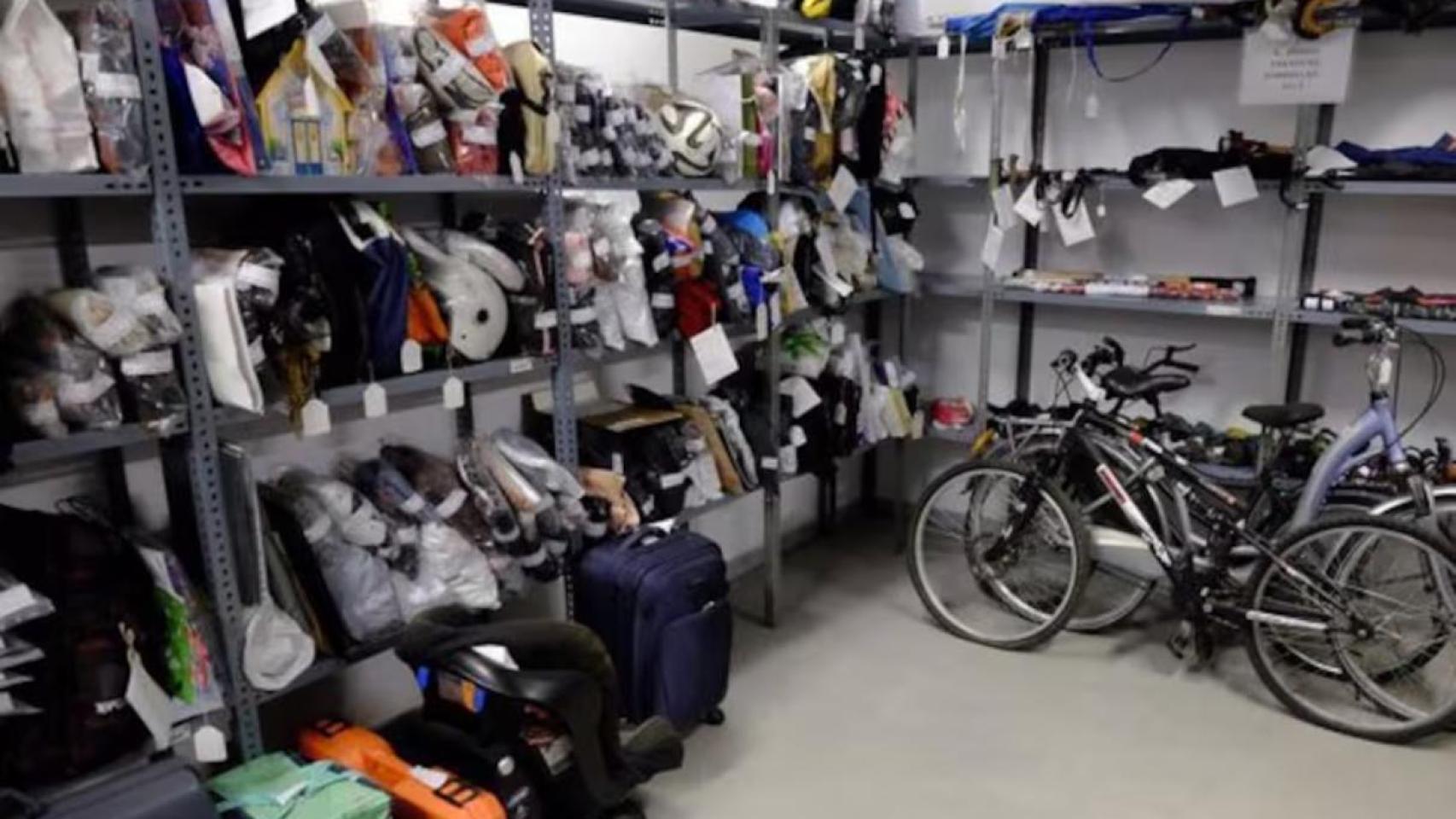 Imagen de archivo de objetos perdidos.