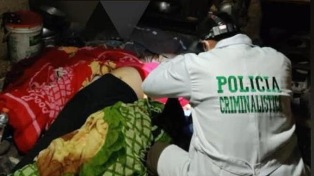 El cadáver de la menor en su vivienda de Huánuco.