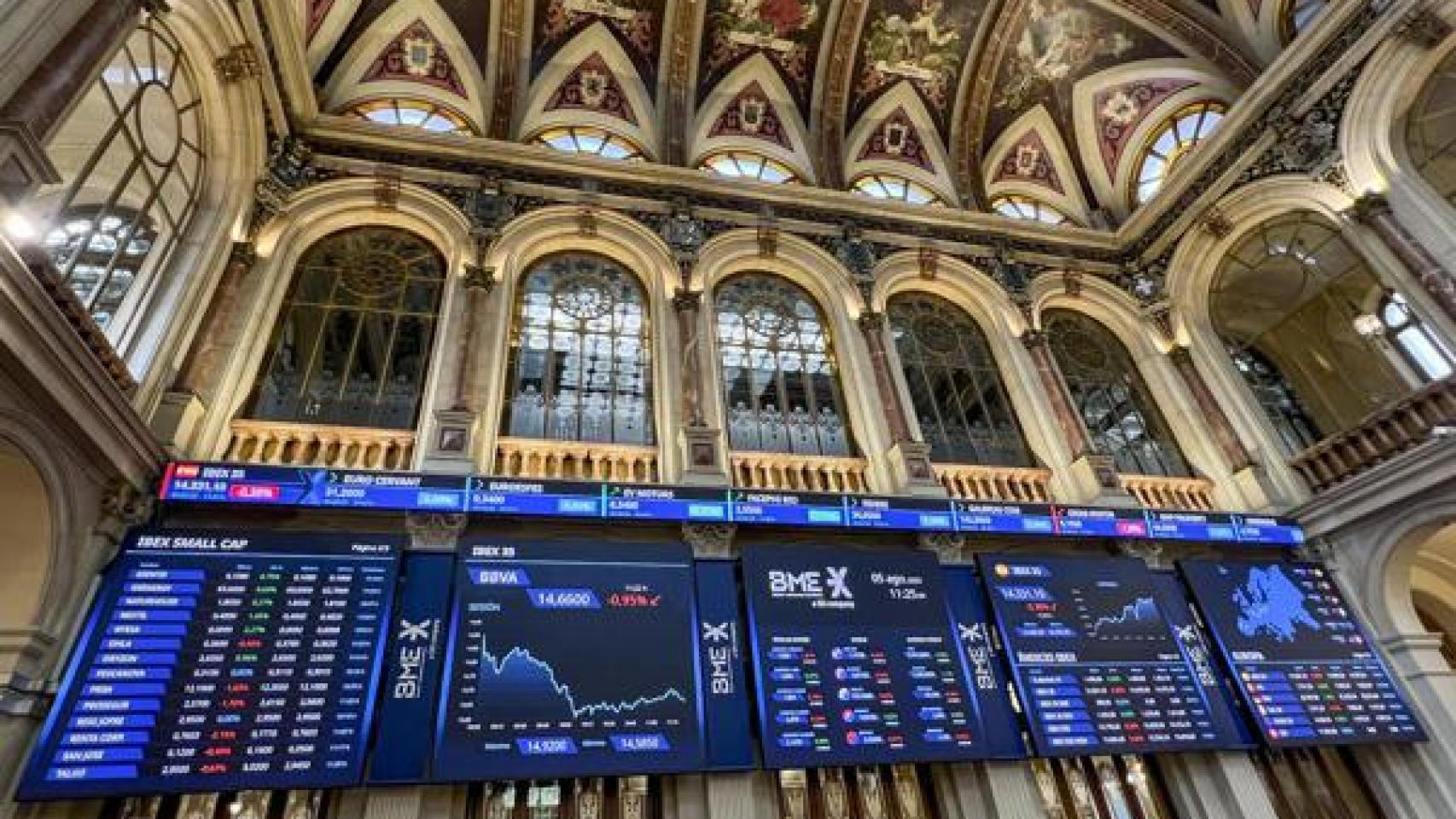 Interior del Palacio de la Bolsa de Madrid.