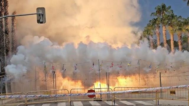 Una mascletà en Aldaia.