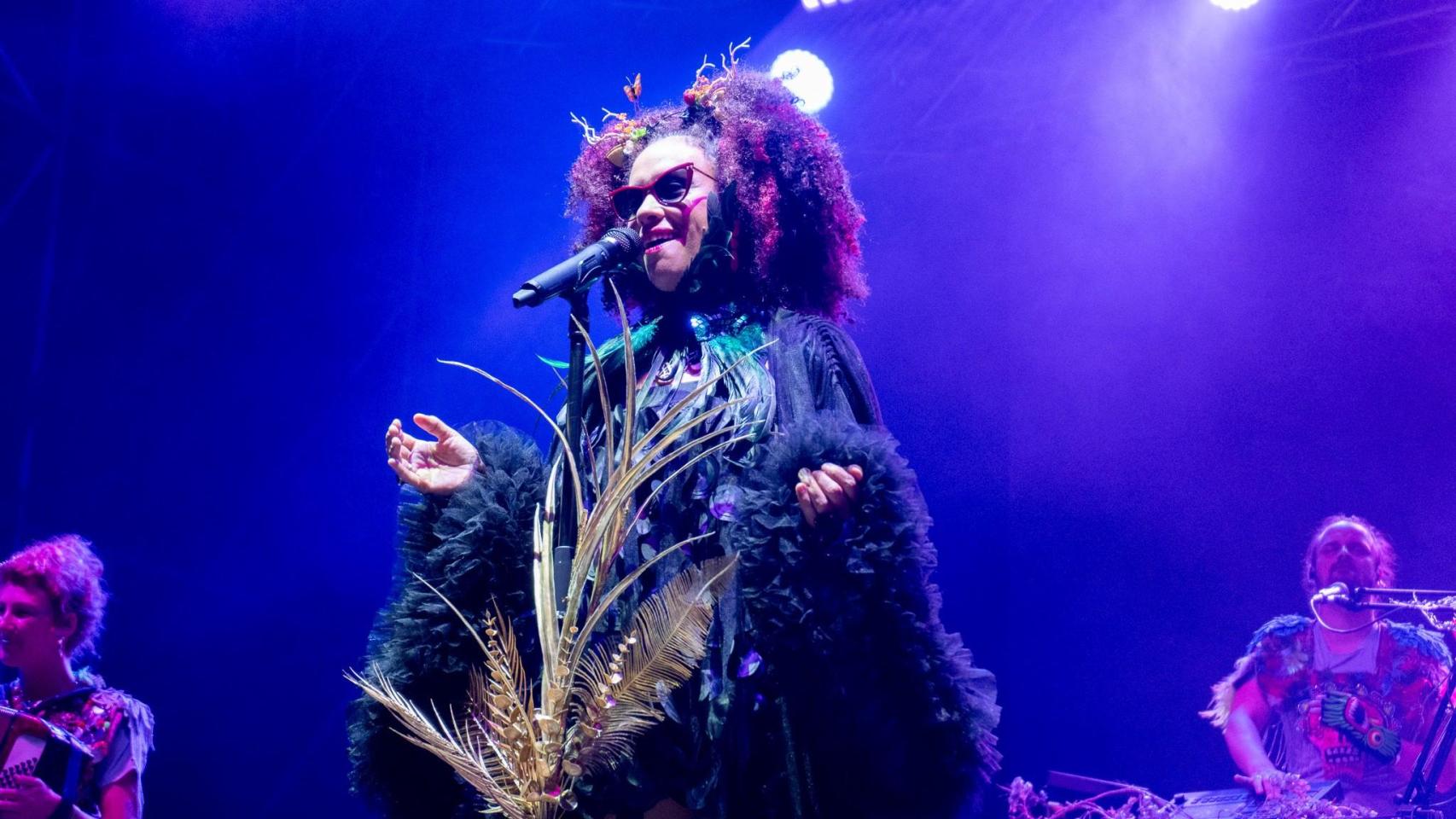 Actuación de La Yegros en María Pita dentro del Festival Noroeste Estrella Galicia 2025.