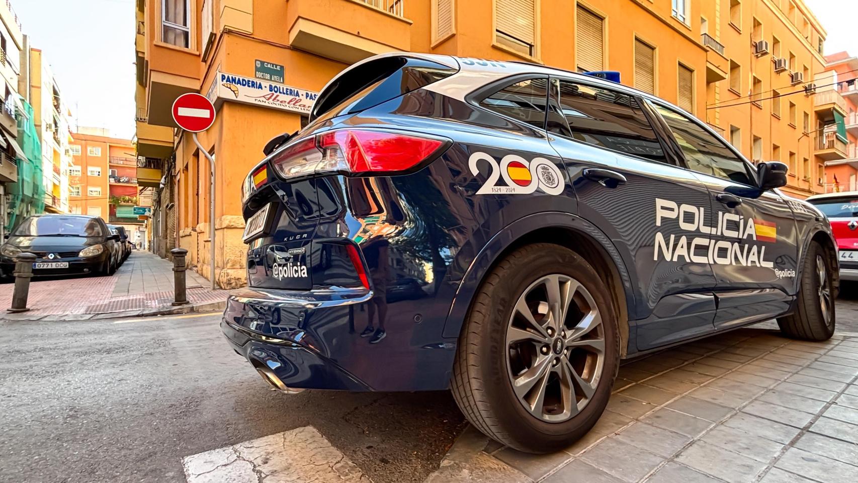 Un vehículo de la Policía Nacional