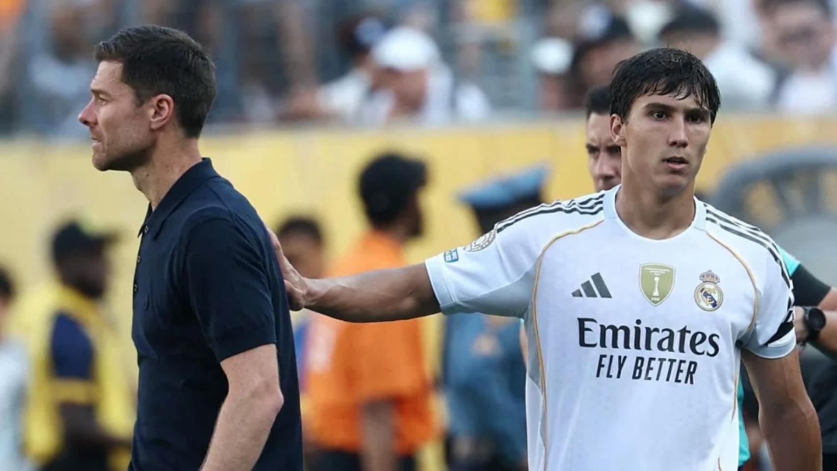 Xabi Alonso y Gonzalo García, en el Mundial de Clubes