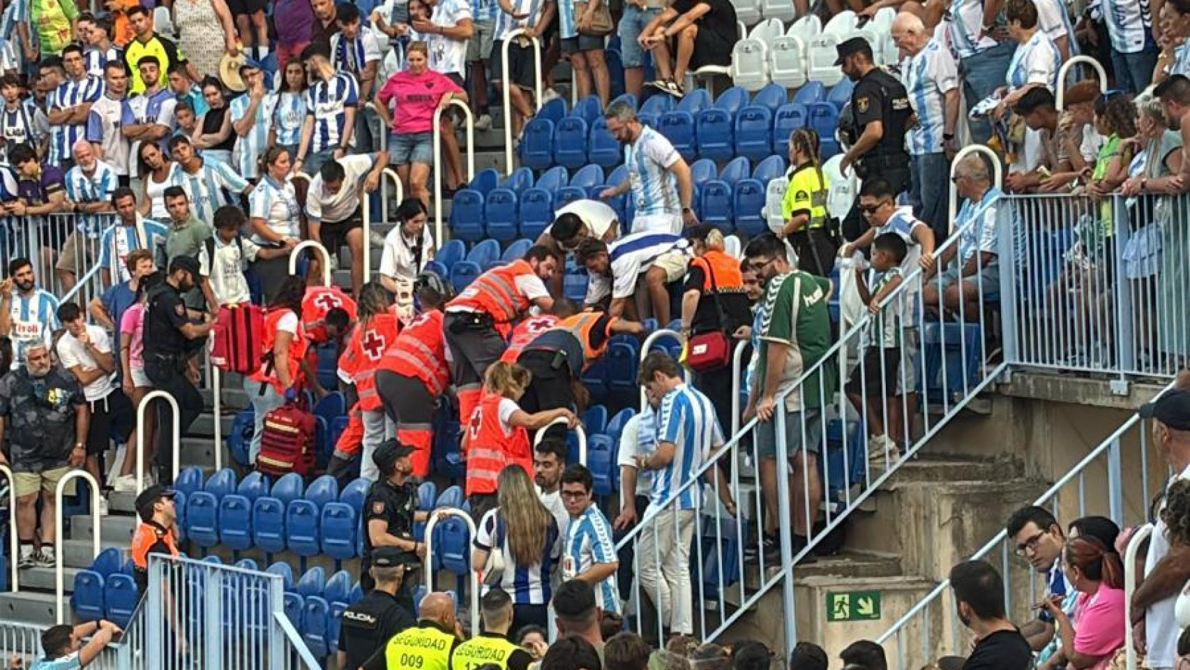 17 minutos de nerviosismo en el Betis-Málaga: un aficionado sufrió una parada cardiorrespiratoria