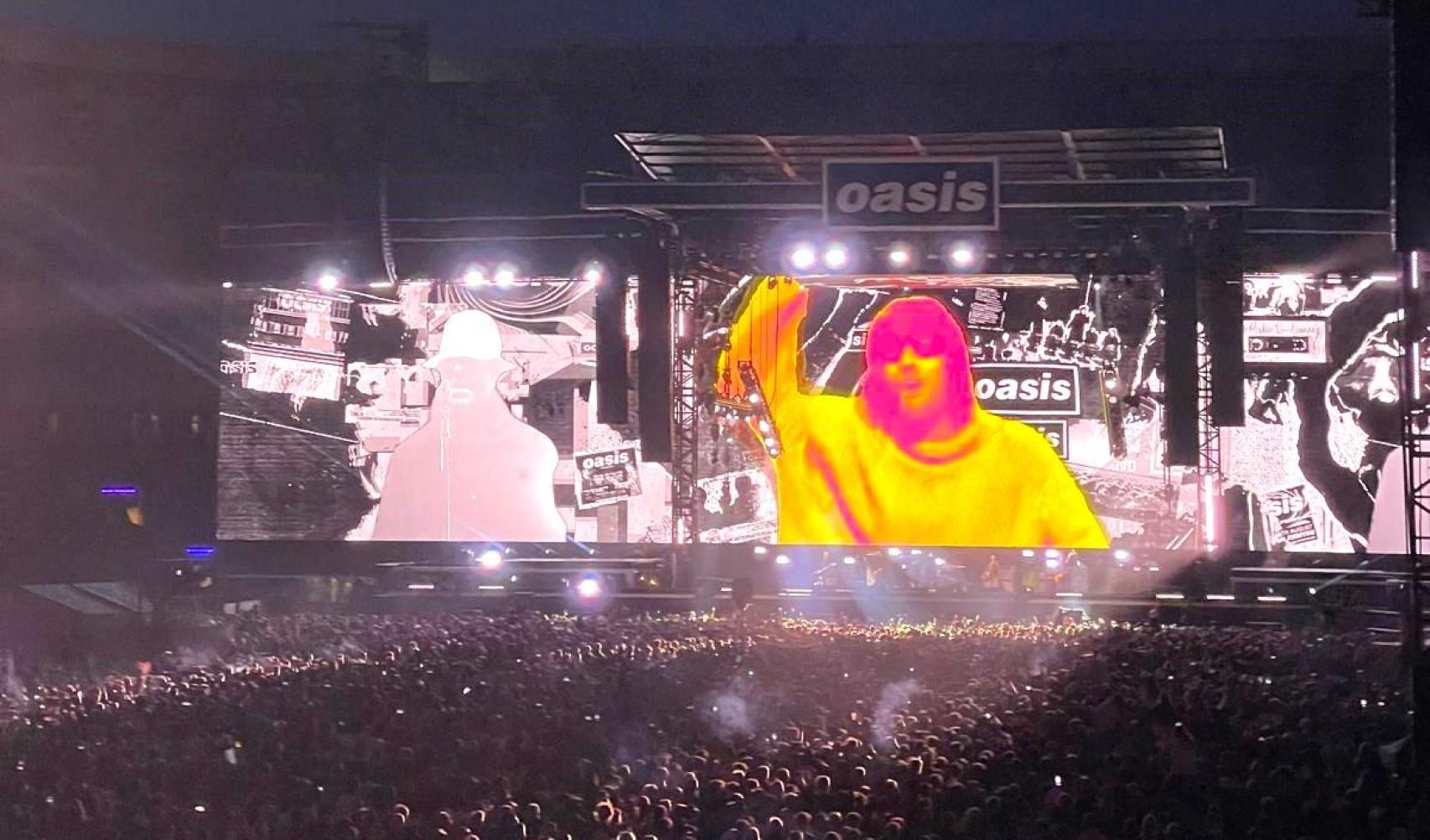 Oasis durante su concierto en Edimburgo. Foto: José Miguel Lavao