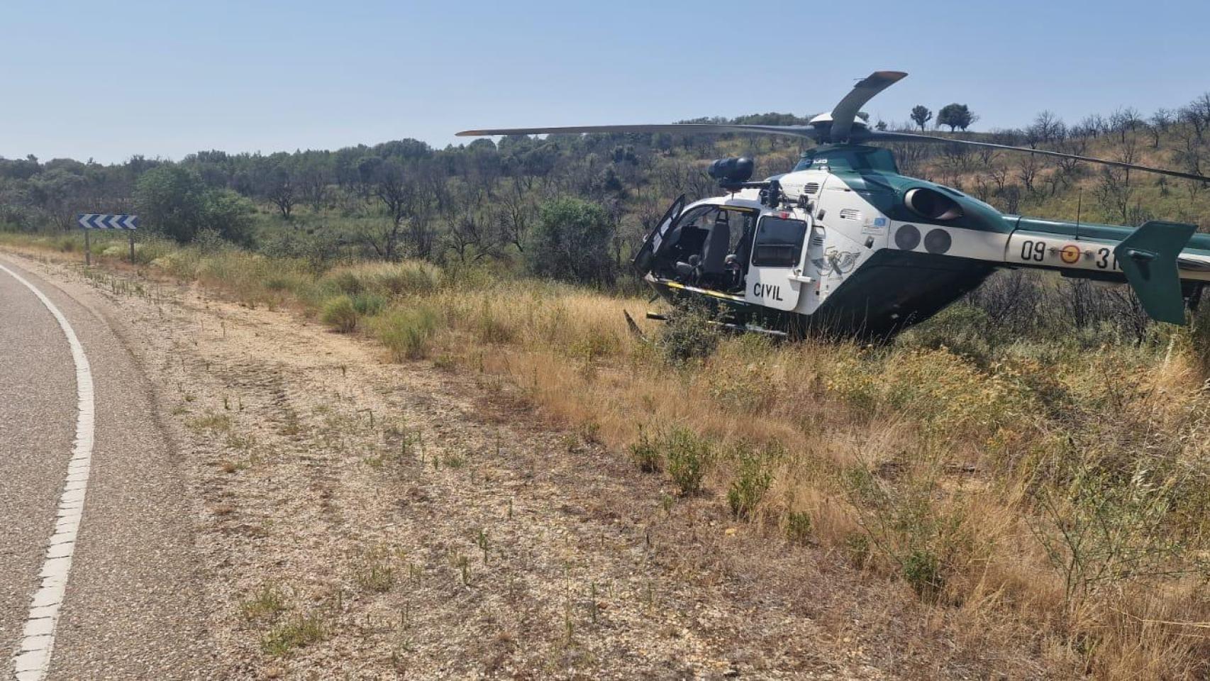 El helicóptero de la Guardia Civil en la zona del hallazgo del morotista