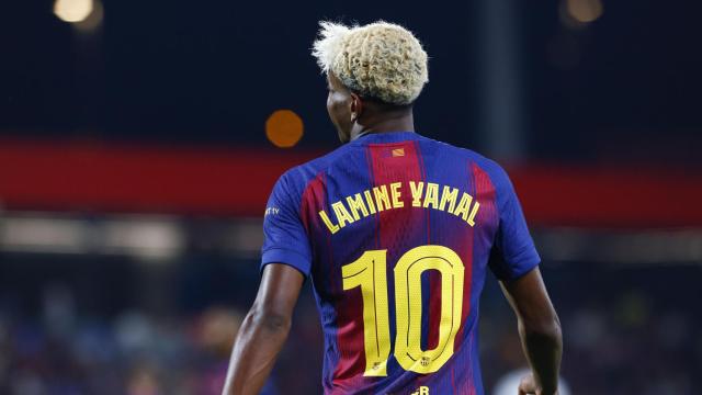 Lamine Yamal, durante el partido de este domingo ante el Como.