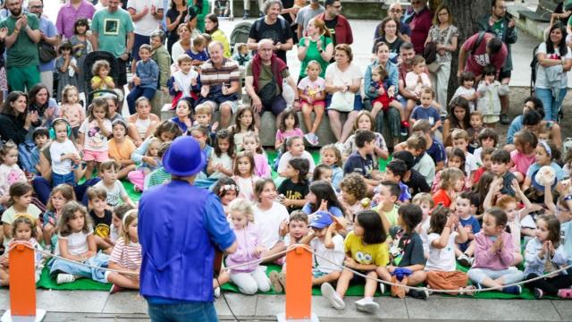 Las Fiestas de María Pita aterrizan desde este martes en los barrios de A Coruña
