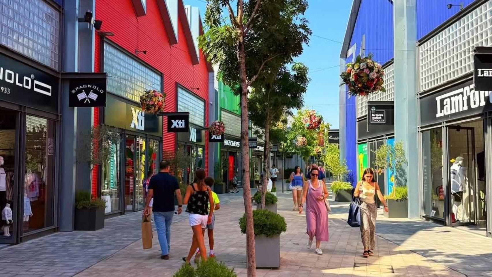 Centro comercial La Torre Outlet Zaragoza.