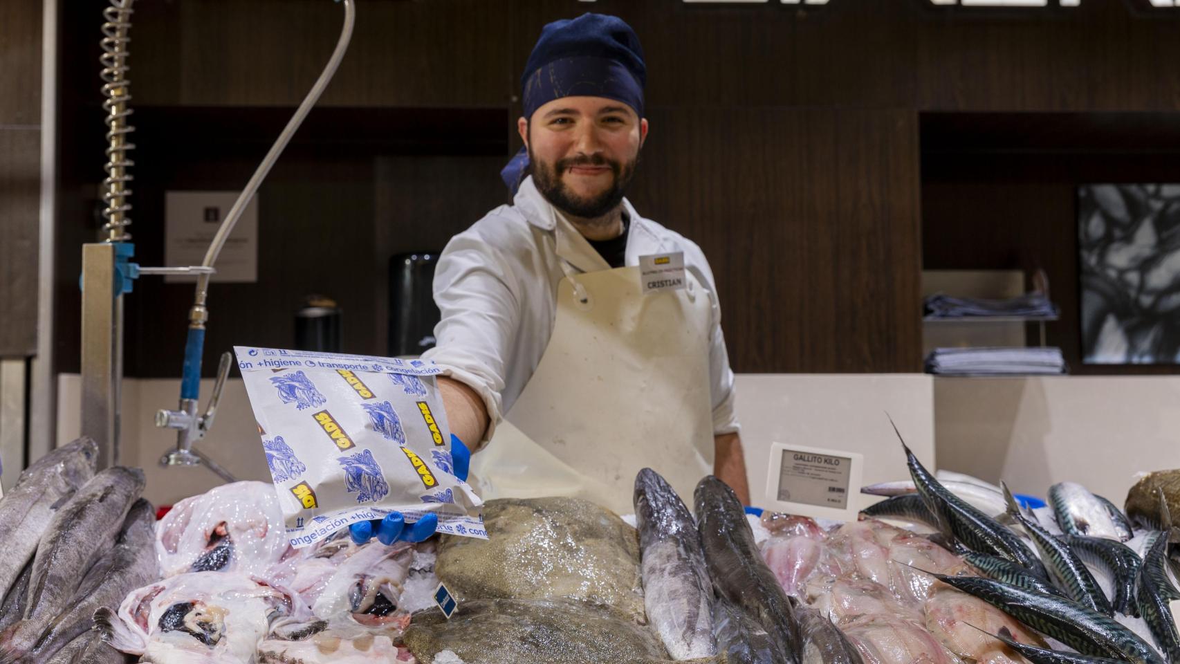 Imagen de un empleado de Gadis.