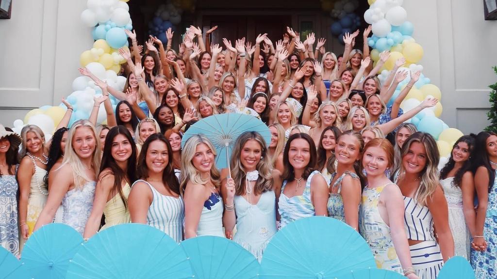 El día en el que las chicas conocerán a qué sororidad pertenecen será el domingo 17 de agosto.