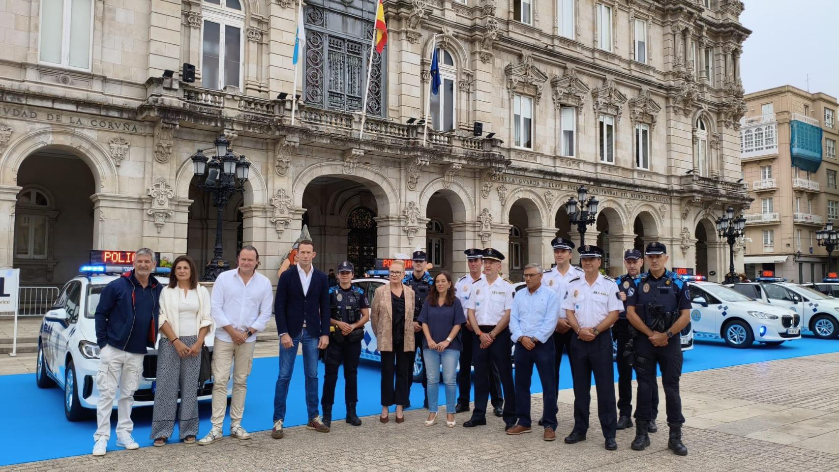 Imagen de la presentación de los nuevos vehículos de la Policía Local de A Coruña.