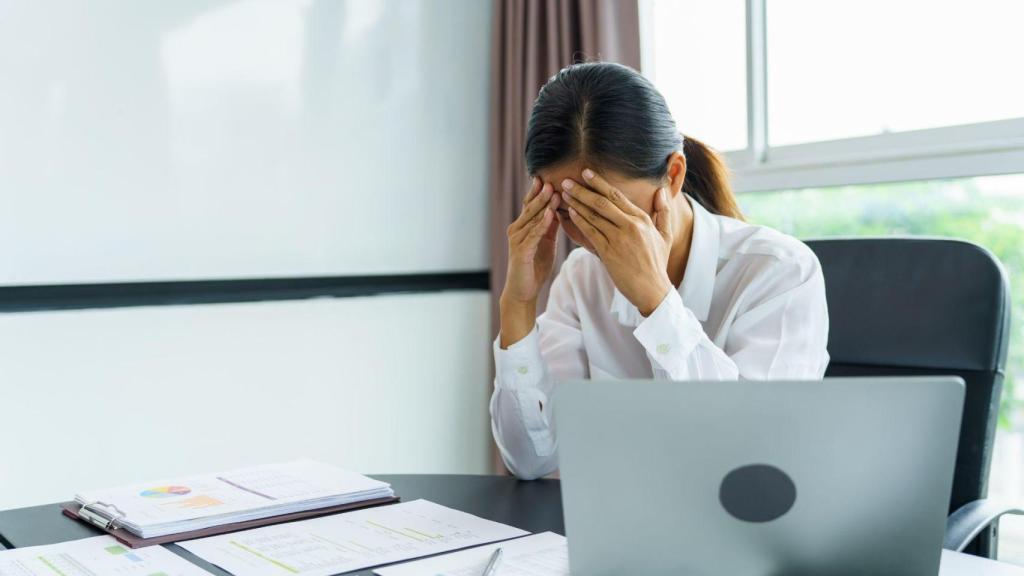 Hasta llegar al concurso de acreedores, los fundadores atraviesan en soledad un periodo donde la confidencialidad se impone y la falta de referentes y herramientas para gestionar la situación, puede malograr su salud mental.