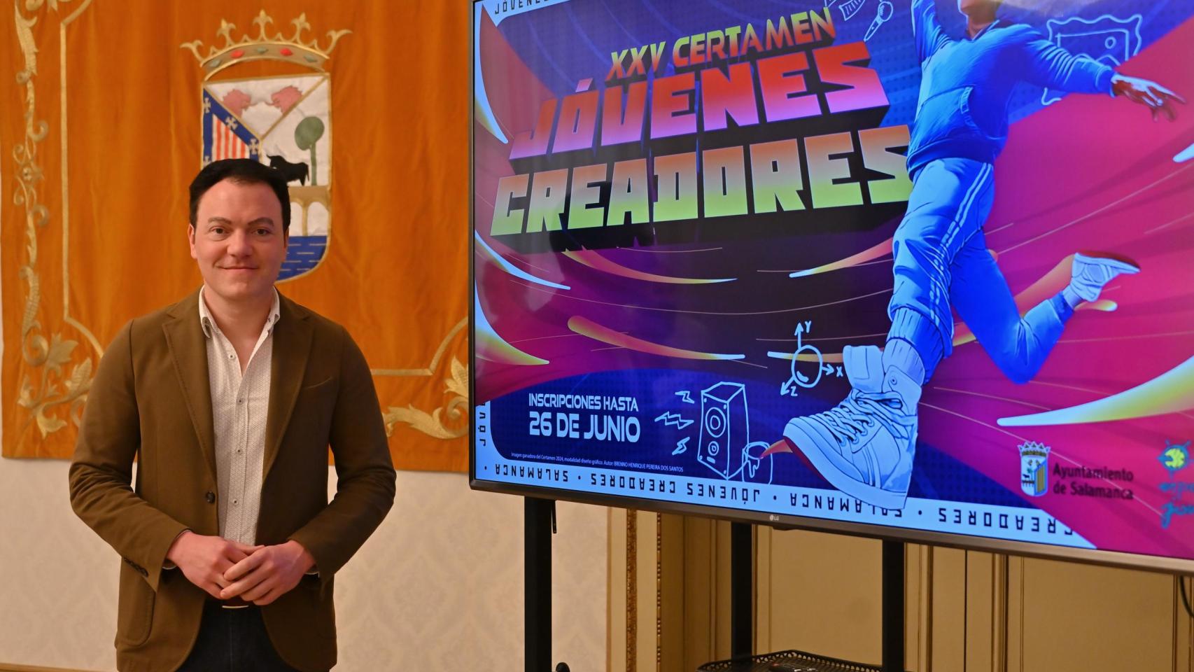 El concejal de Juventud del Ayuntamiento de Salamanca, Pedro Martínez, durante la presentación del XXV certamen de 'Jóvenes Creadores' el pasado mes de mayo