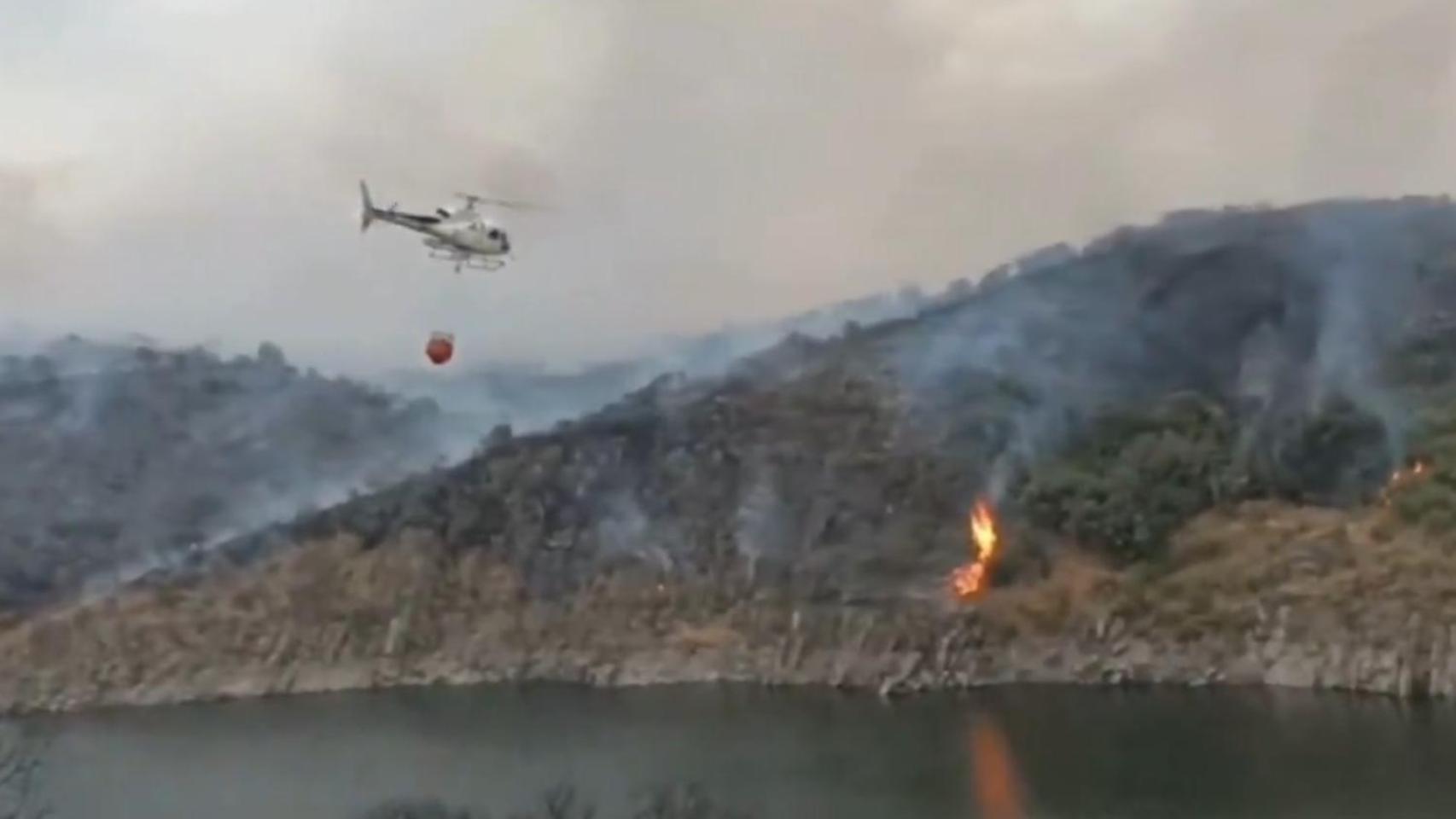 Incendio en Anchuras (Ciudad Real). Foto: Plan Infocam.