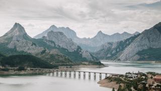 Bombeo hidráulico: el Gobierno lanza la licitación para construir mega-almacenes de energía de titularidad pública en embalses