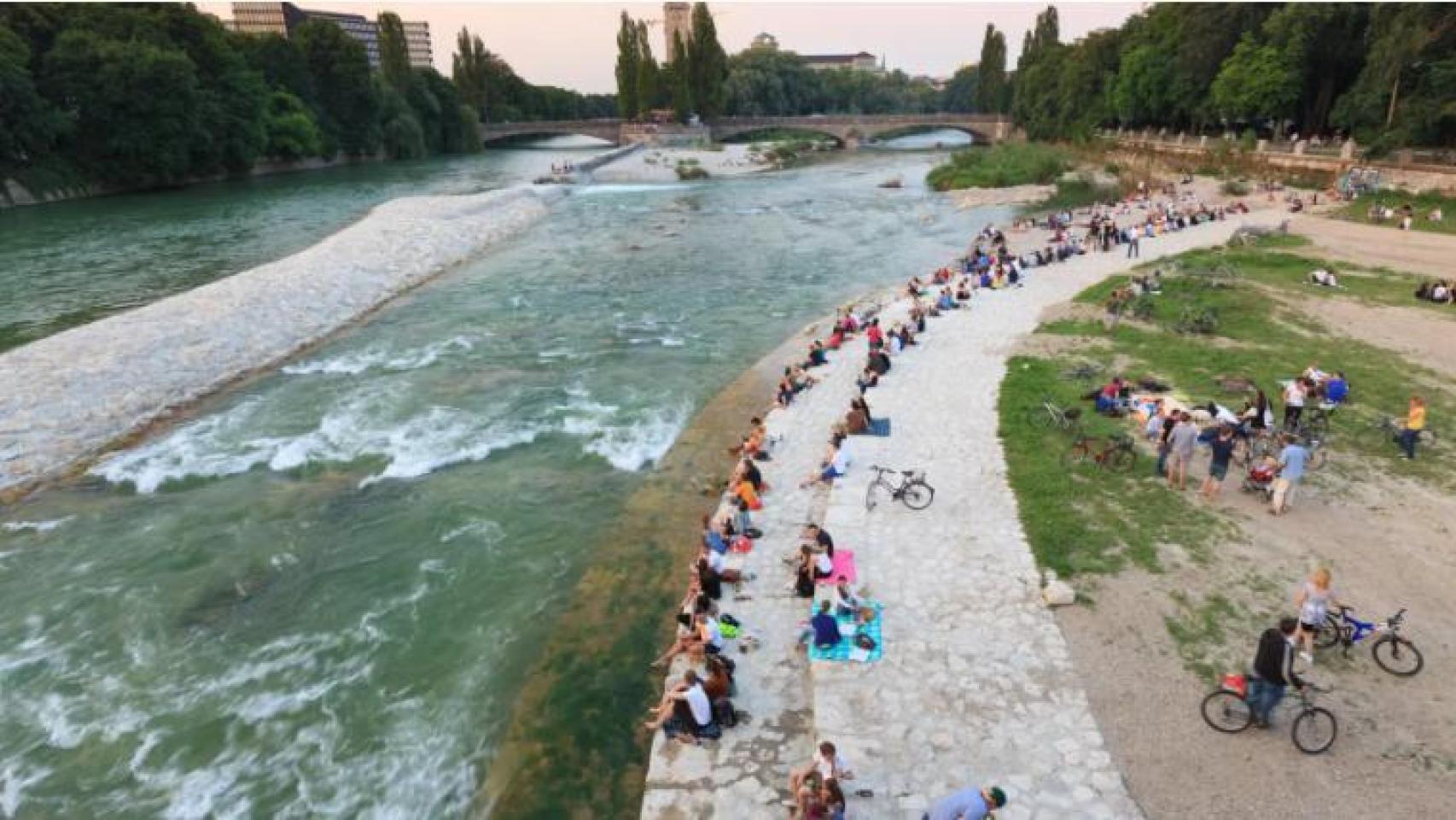 Actuación en Múnich en la que se ha inspirado la Generalitat Valenciana para el parque inundable de la dana. EE