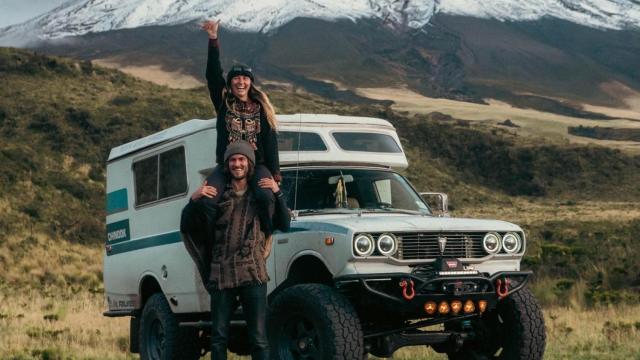 Foto en Facebook de la pareja de influencers.