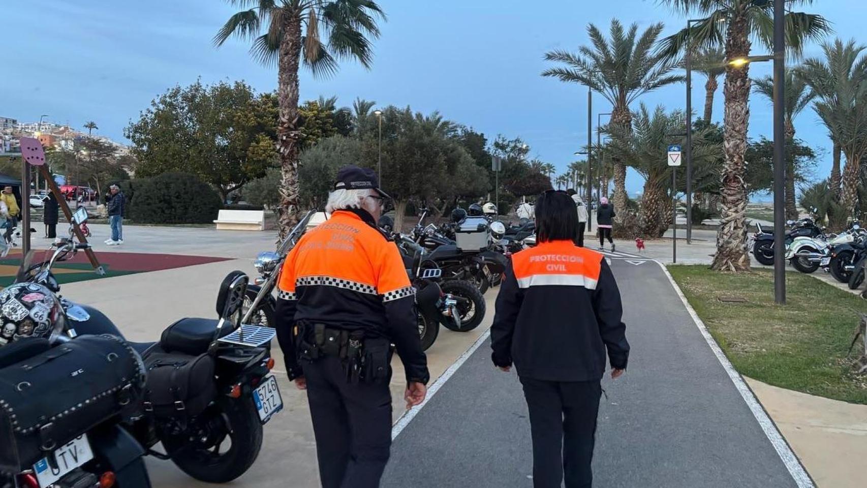 Efectivos de Protección Civil de Villajoyosa.