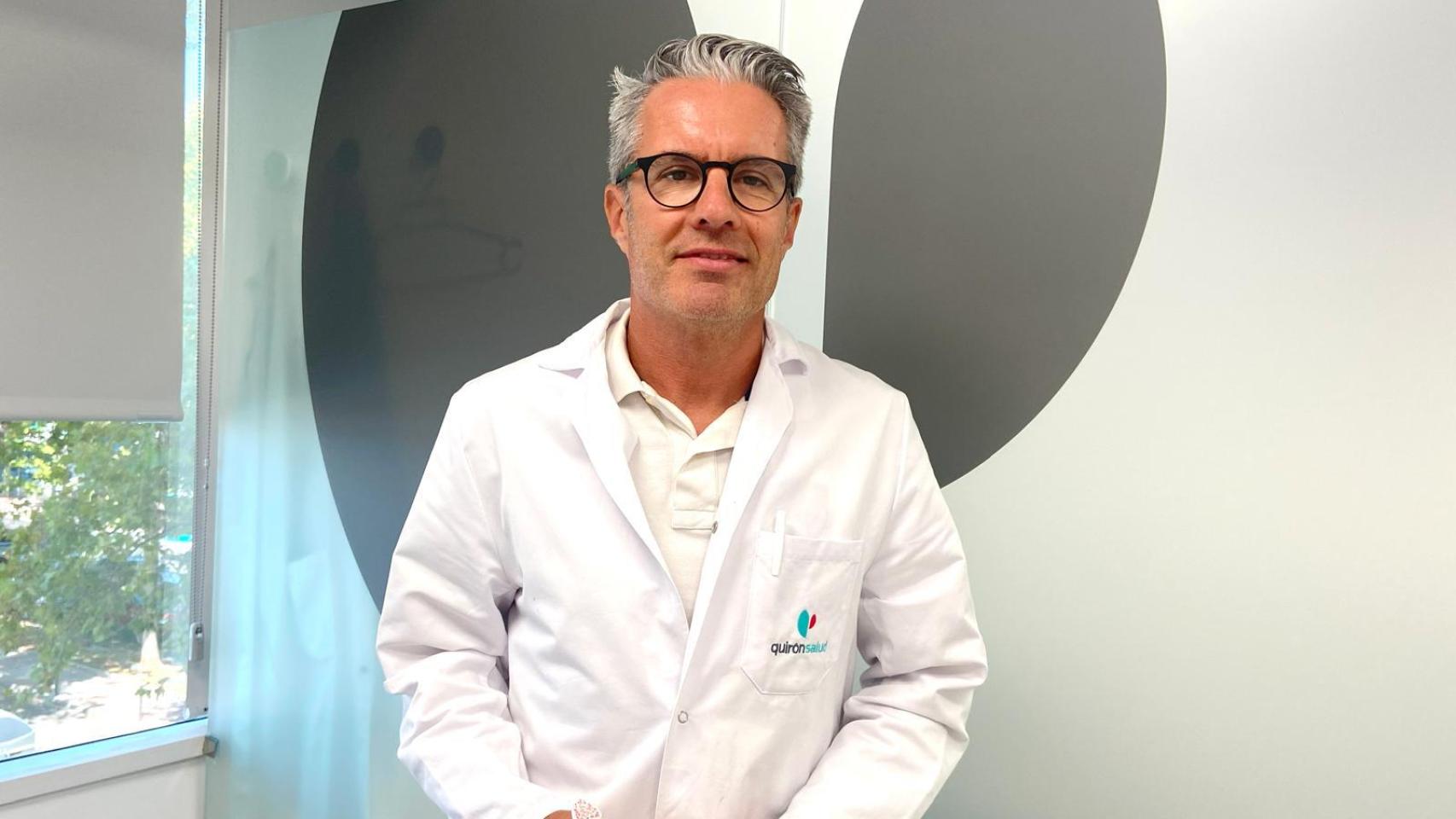 El jefe del Servicio de Podología del Hispital Quirónsalud Marbella, Javier Escolar.