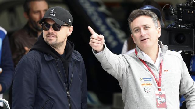 Alejandro Agag, con Orlando Bloom, en el circuito internacional Moulay El Hassan, en Marruecos, en 2018.