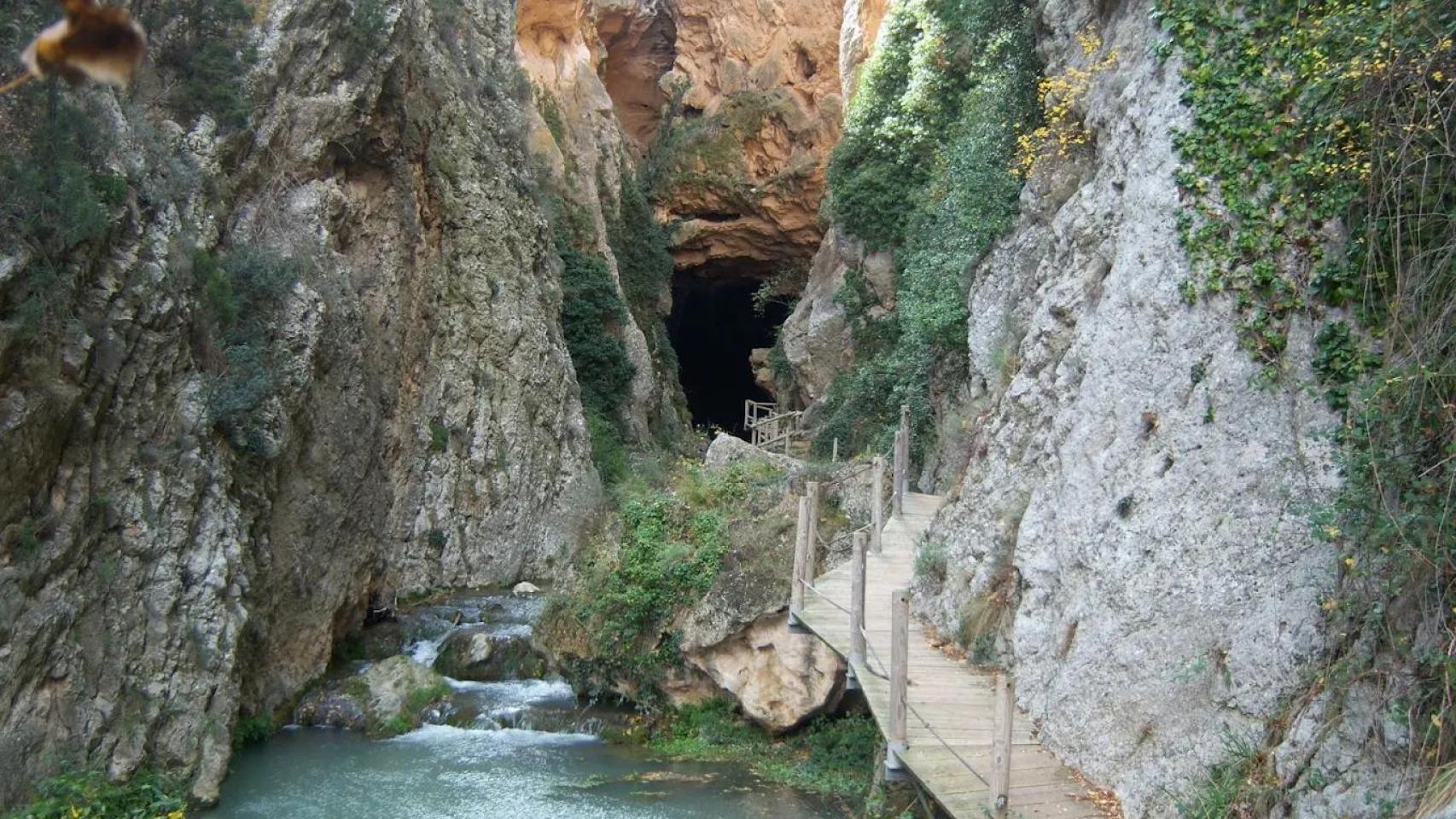 Pozo de Las Palomas, Teruel.