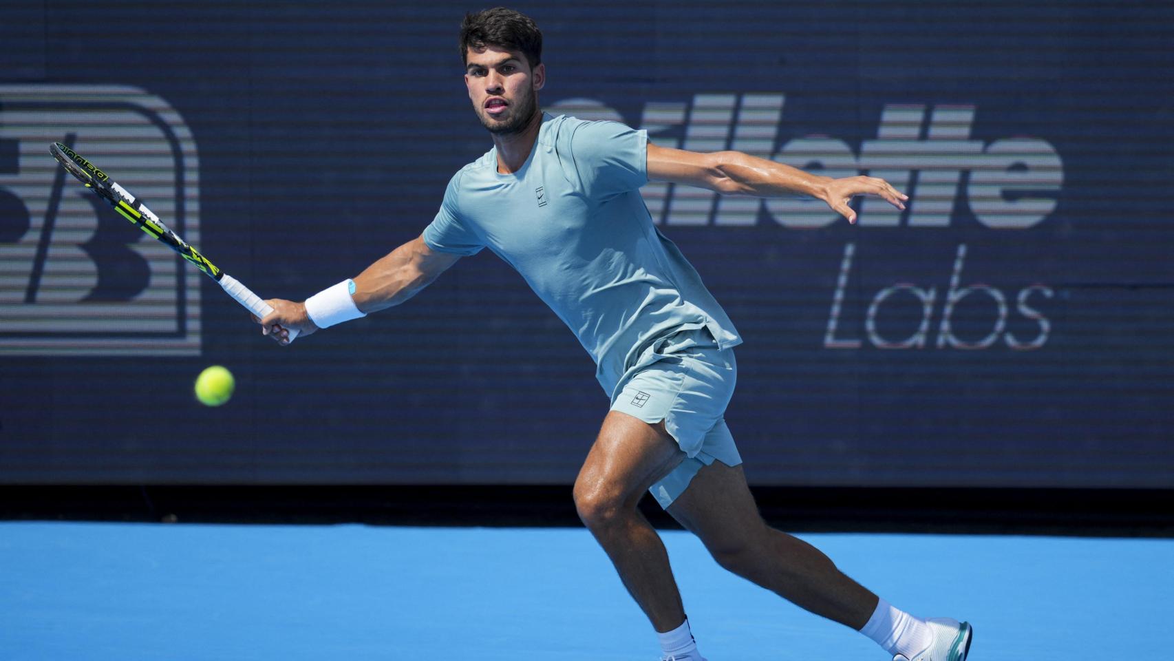 Carlos Alcaraz, en el partido ante Andréi Rublev en Cincinnati.