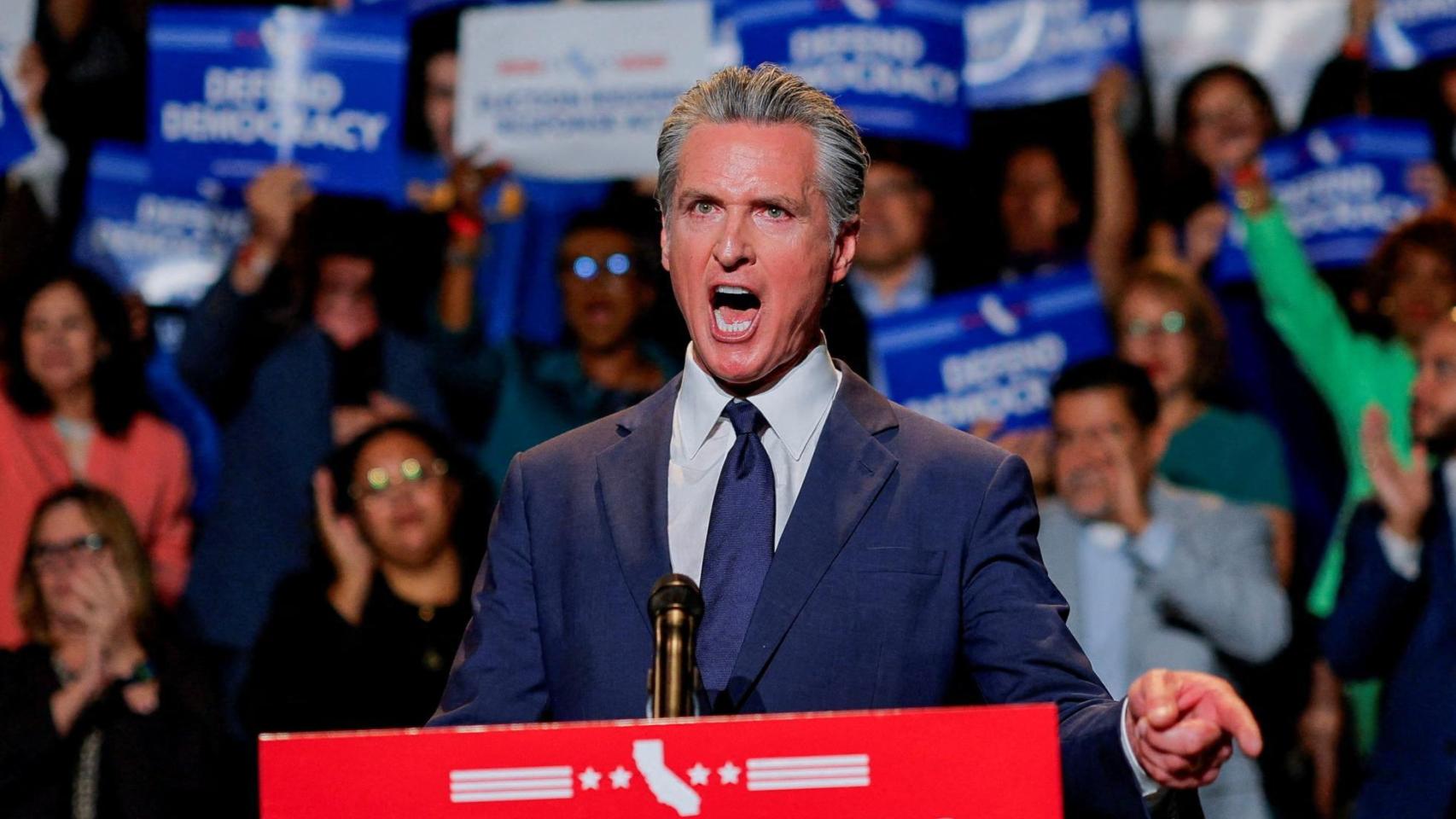 El gobernador Gavin Newsom criticó a la mayoría “designada por Trump” en la Corte Suprema, a la que responsabilizó de golpear a familias y negocios en California.