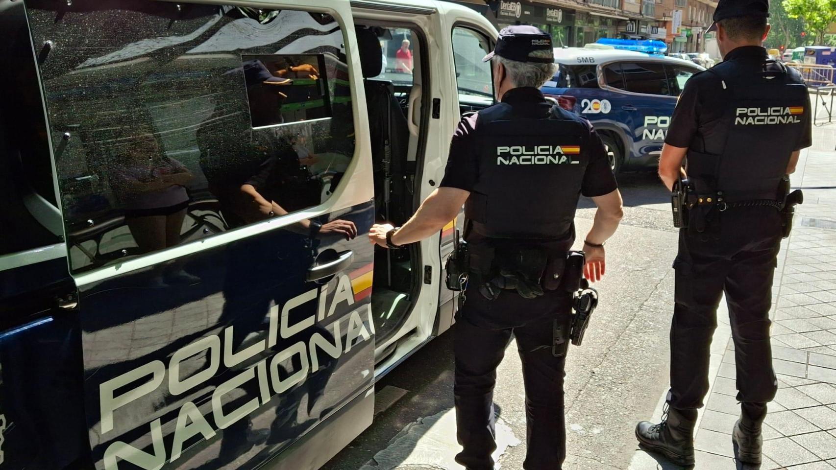 Imagen de una patrulla de la Policía Nacional de Valladolid