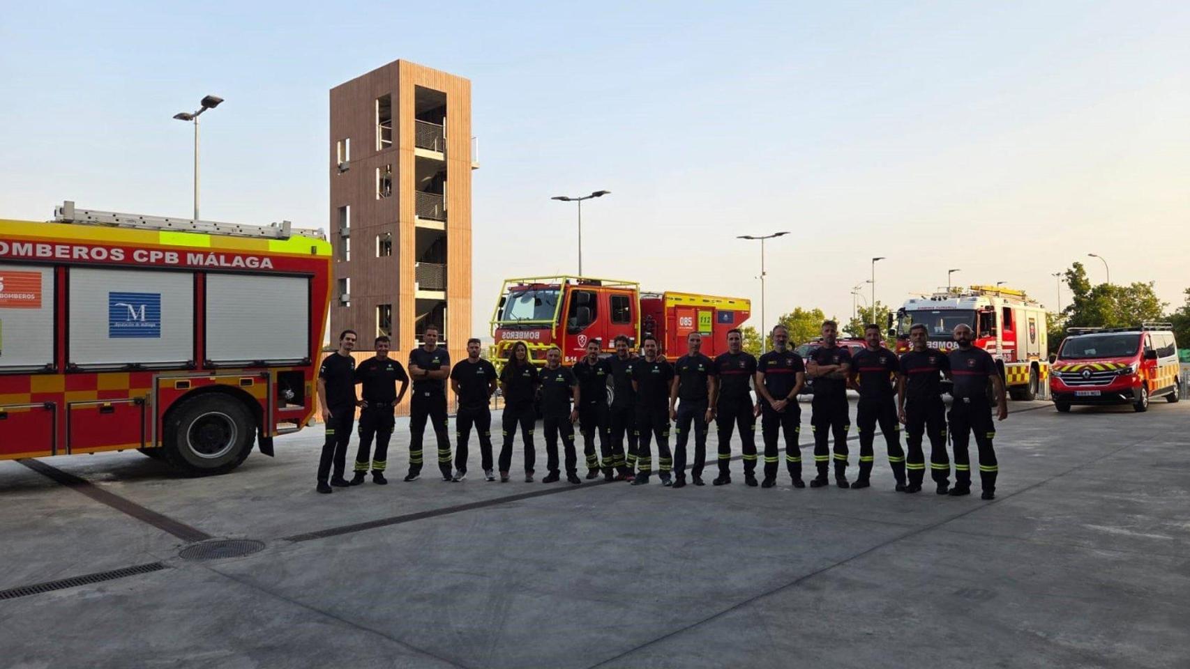 Bomberos del CPB Málaga y del Parque de Fuengirola se desplazan a Ourense para colaborar en la extinción de incendios.
