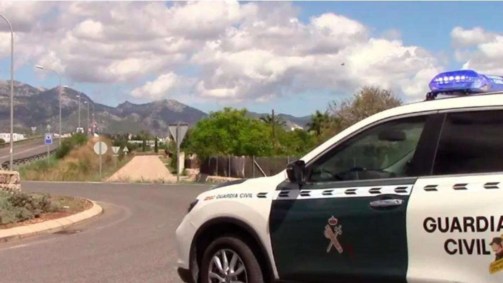 Vehículo de la Guardia Civil.