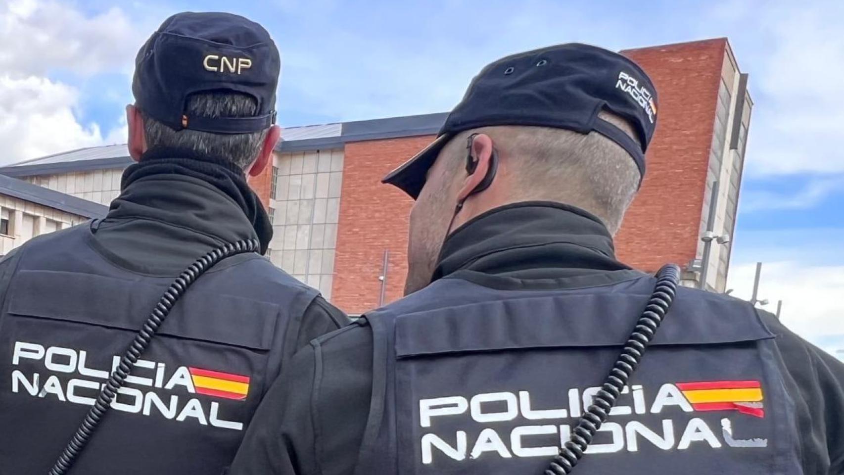 Agentes de la Policía Nacional