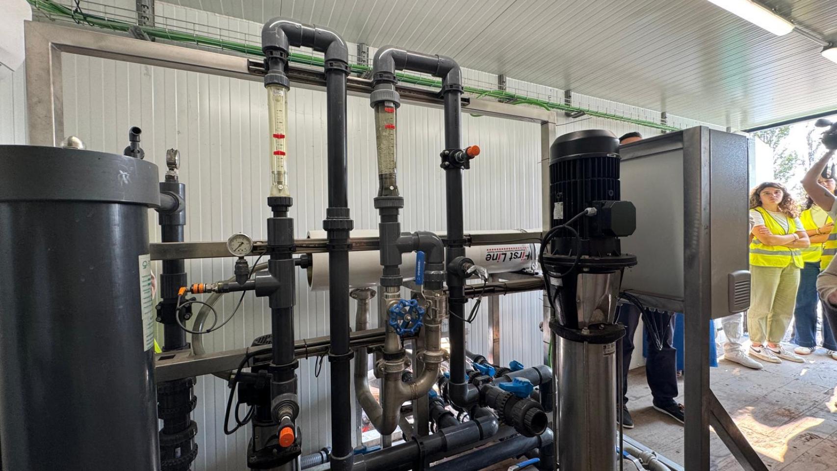 El sistema de toma de muestras que se ha implantado en la depuradora de La Almozara