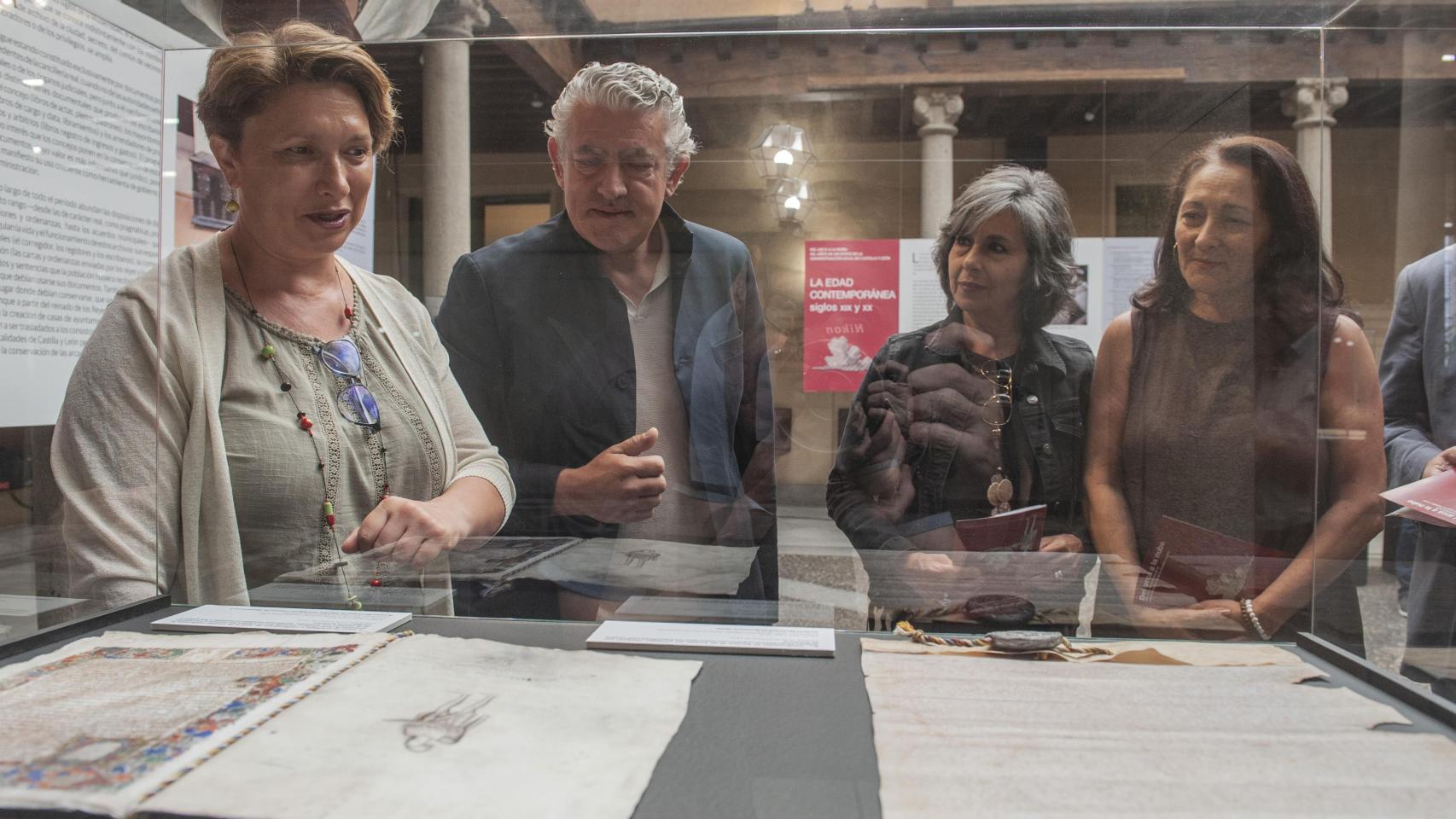 Inauguración de la exposición ‘Del arca a la nube: mil años de archivos de la Administración Local en Castilla y León’