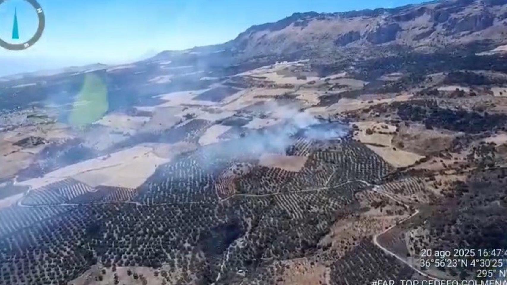 El incendio forestal declarado en Villanueva de la Concepción.