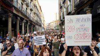 Manifestación bajo el lema 'Nuestra tierra arde. Contra el fuego de la inacción: ¡Prevención y medios ya!'