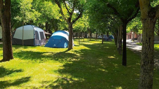 Camping Oto.