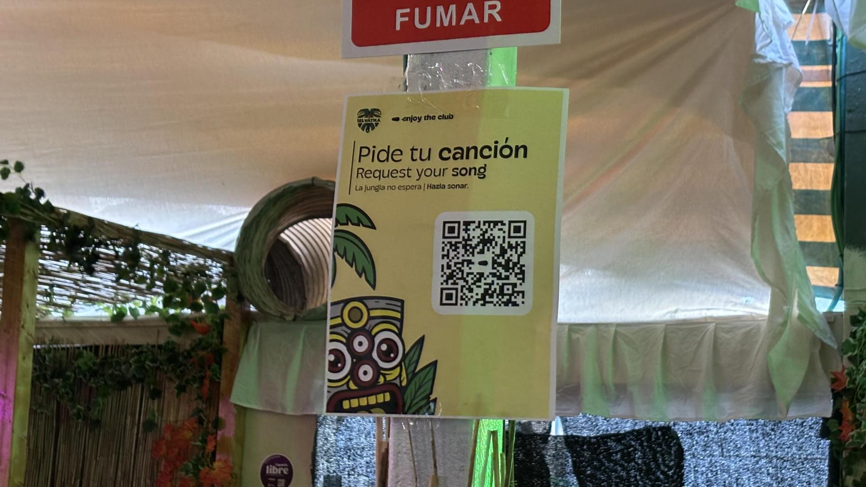 Un código QR para que la gente lo escanee y pueda solicitar una canción en la Feria de Málaga
