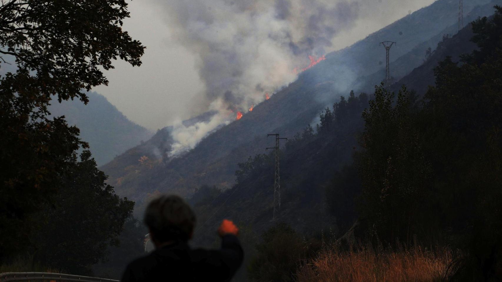 incendio forestal en Igüeña y Colinas del Campo (León).