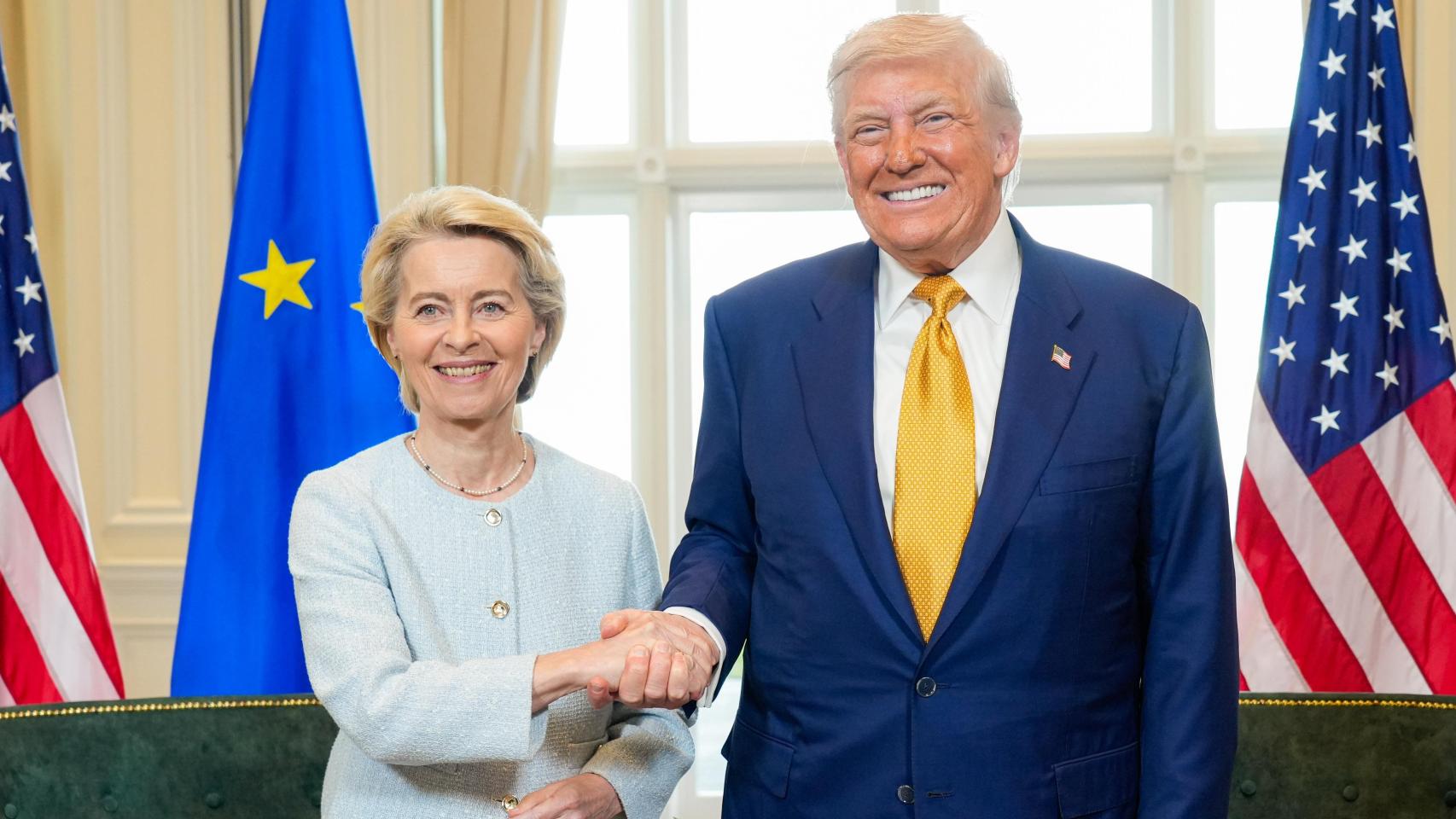 Ursula Von der Leyen, presidenta de la Comisión Europea, y Donald Trump, presidente de Estados Unidos.