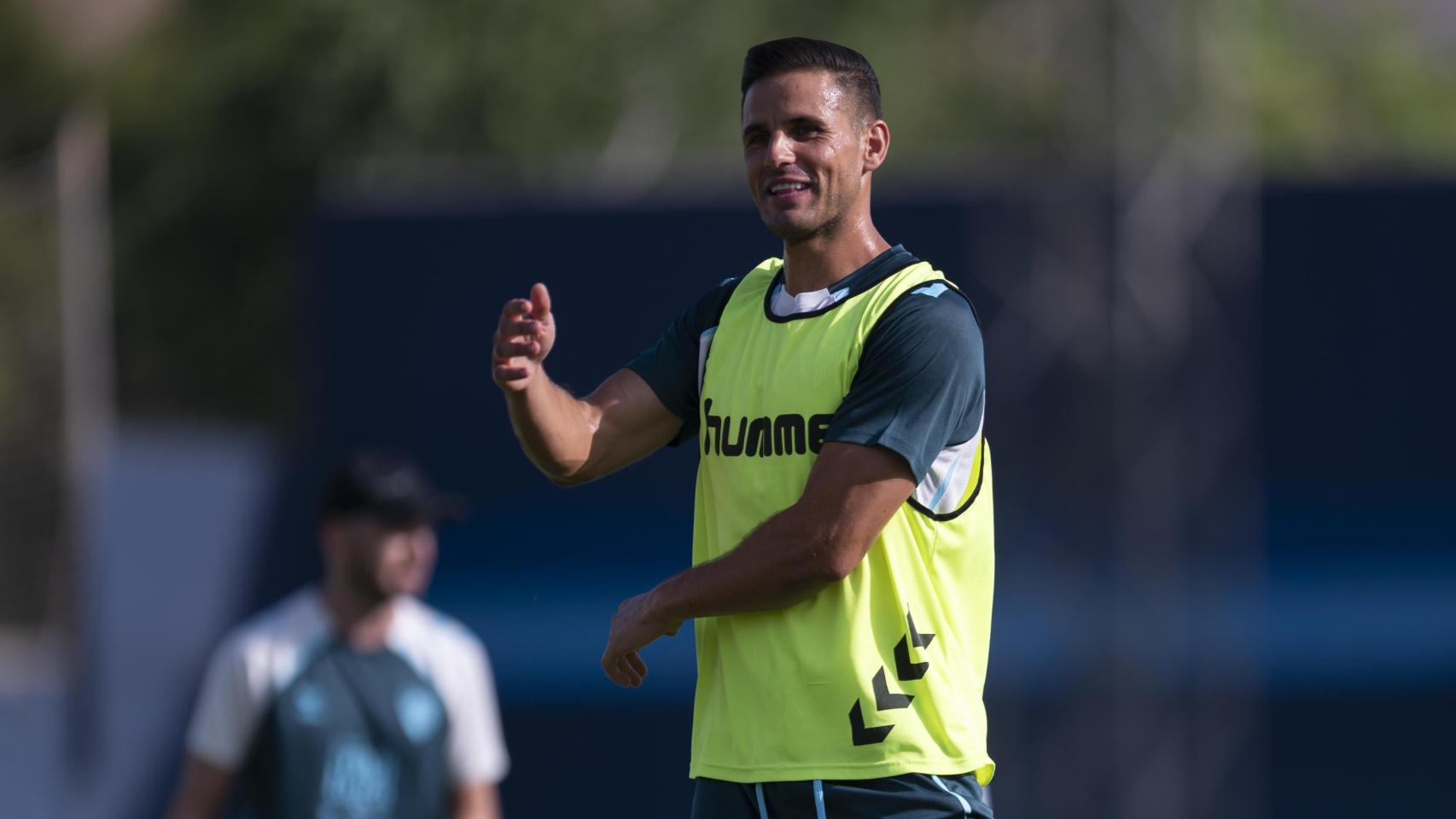 Luismi, durante un entrenamiento con el Málaga CF