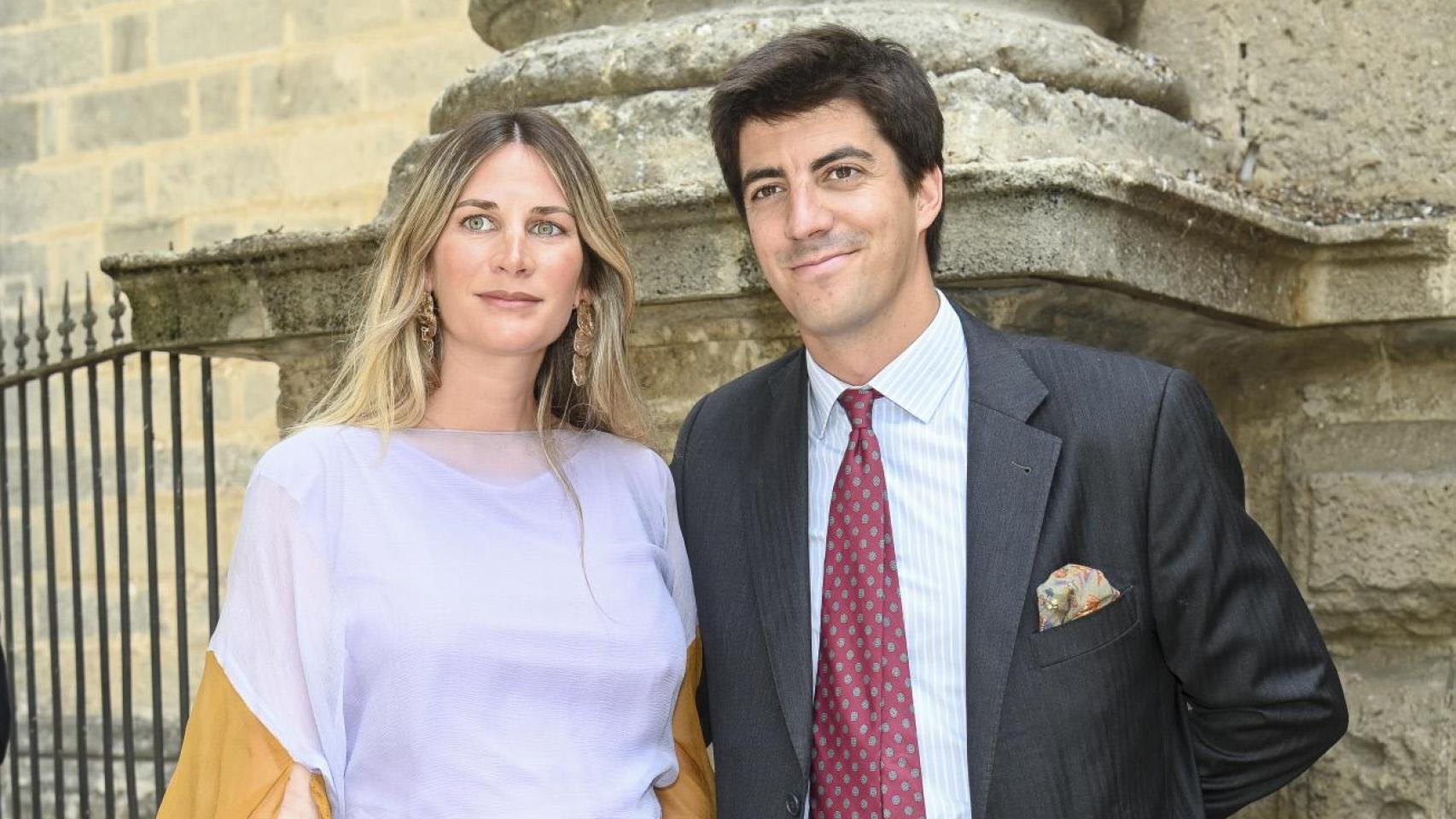 Lourdes Montes, con su sobrino recién nacido, en las redes sociales.