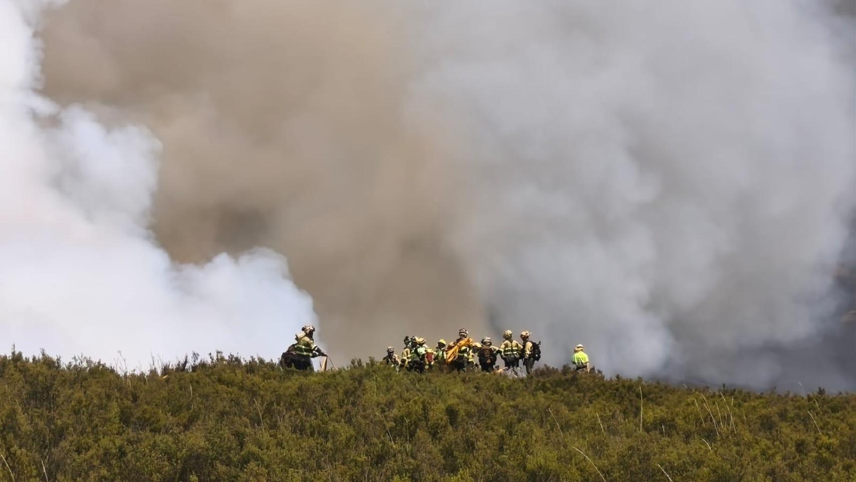 El incendio de Teresa de Confrentes, extinguido tras calcinar 540 hectáreas. Emergencias GVA